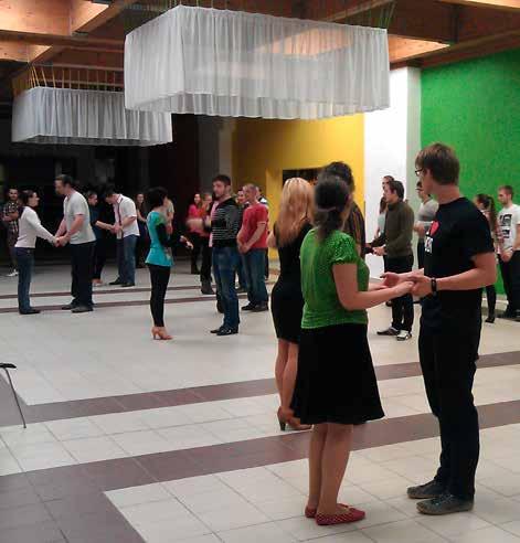 Zo života univerzity Projekt, ktorý roztancoval univerzitu Už na 13-tich slovenských vysokých školách môžu študenti navštevovať hodiny tanečno-pohybového centra University Dance Center.