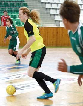 ŠPORT 9 MEDZINÁRODNÉ STRETNUTIE NEPOČUJÚCICH ŠPORTOVCOV Toho roku sa medzinárodné stretnutie organizovalo koncom mája v našom meste s bohatou účasťou