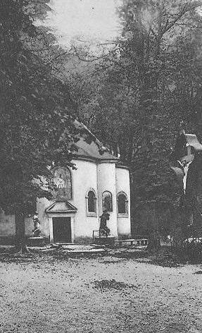 szerint rendelkezik (A Tridenti Szent közönséges Anyaszentegyházi Gyülekezeteknek Hit Végzése, és Hit magyarázatja) Szent Anna kápolna, Máriavölgy