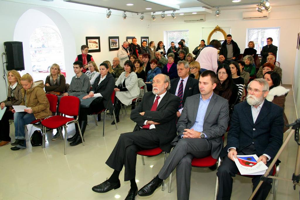 Један од важних корака у реализацији овог циља је и доношење стратегије развоја културе којом би се поред идентификовања материјалних, људских и институционалних ресурса, идентификовали и главни