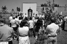 Június 25- én Luscsák Nílus, a Munkácsi Görögkatolikus Egyházmegye segédpüspöke áldotta meg a templom kertjében elhelyezett Boldog Romzsa Tódor emlékművet.