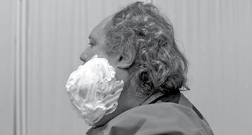20. NOVEMBRA (pondelok) NOVEMBER 20. (hétfő) 17.00 hodina 61 min. 17.00 óra 5. Október Október 5. 61 min. Kameraman M.