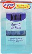 Se adaugă marțipanul ras fin și lămâia tocată în spuma de ou. Se amestecă făina cu praful de copt și condimentele de turtă dulce. Se cern peste amestecul de ou și marțipan și se frământă bine.