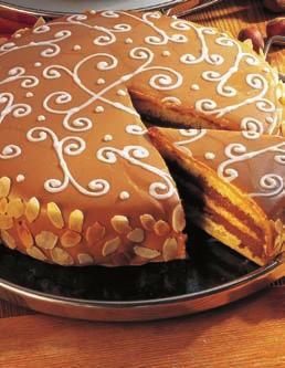 NOUL TU REINVENTEAZĂ REŢETA DE PETRECERE AZ ÚJ ÉNED ÚJRA FELTALÁLJA AZ ÜNNEPI RECEPTEKET Tort de cafea cu migdale / Mandulás kávétorta Ingrediente: Hozzávalók: Pentru aluat - 1/2 baton de vanilie, 4