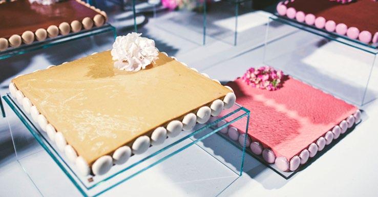 MODERN, KÖNNYŰ, HABOS TORTÁK A Gerbeaud Ház modern, könnyű és habos tortái egyszintes változatban, maximum 60 szeletes formában elérhetők.