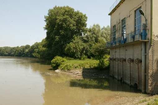 A Duna vízgyűjtőkerület szintjén kiemelt vízkivételek (16 db) általában nagyműtárgyakhoz kötődnek.