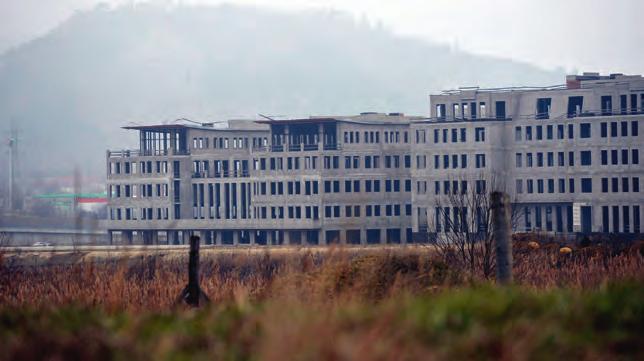 7 REsource ban van, és magán viseli a hetvenes évek forma- és anyagkultúráját.