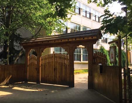 A MEDGYESSY FERENC GIMNÁZIUM ÉS MŰVÉSZETI SZAKGIMNÁZIUM FELVÉTELI TÁJÉKOZTATÓ 2017/2018-AS TANÉV FELVÉTELI ELJÁRÁSA OM azonosító: 031202 Feladatellátási hely kódja: 001 Tankerületi azonosító: HA 2301