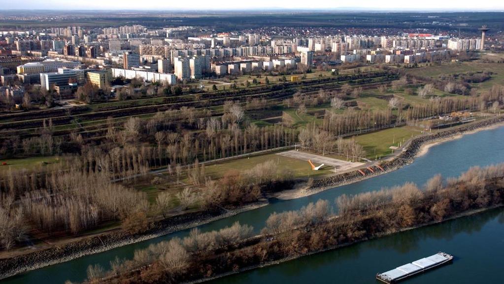 A dokumentum tartalmának részben vagy egészben bármilyen célra történő másolása csak Fejér megye Megyei