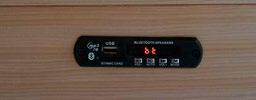 SZAUNÁK! Bluetooth vevőegység USB és SD kártya bemenettel! Csatlakoztassa telefonját, tabletjét bluetooth egységen keresztül szaunájához és pihenés közben is hallgathatja kedvenc zenéjét.
