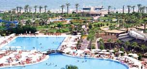 Miracle resort Hotel***** (Kundu) A szálloda közvetlenül a tengerparton található, kb. 11 km-re Antalya központjától és kb. 15 km-re a repülőtértől.