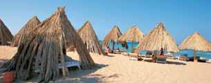 JASMINE VILLAGE HURGHADA*** A szálloda közvetlenül a tengerparton található, kb. 10 km-re a városközponttól és kb. 7 km-re Hurghada repülőterétől.