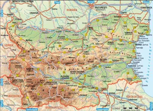 Közlekedés személygépkocsival Javasolt útvonal: Budapest Röszke (határátlépés) Belgrád Nis Dimitrovgrad (határátlépés) Szófia Plovdiv Stara Zagora Burgasz (déli üdülőhelyek esetén), illetve Szófia