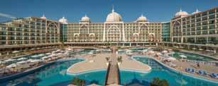 Alanya központja dolmussal könnyen elérhető. Alan xafira deluxe resort & spa***** (Türkler) A szálloda kb. 350 méterre épült a tengerparttól, kb. 5 km-re Konaklitól, kb.