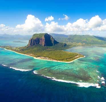 MALDÍV-SZIGETEK, MAURITIUS NORTH MALE ATOLL 8 NAP 7 ÉJ MEERU ISLAND RESORT & SPA **** + Az 1,2 km hosszú és mindössze 350 m széles, kókuszpálmákkal és vakítóan fehér homokkal borított, idilli sziget