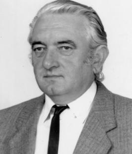 103 bemutató órákat tartó, aktív nevelő vett részt. Eredményes gyakorlati munkája elismerését jelenti, hogy területi munkaközösség vezetőjének jelölték ki 1984 től.