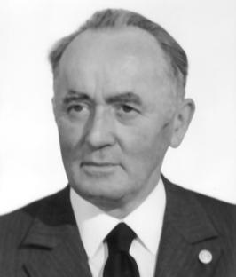 127 Ö Ökrös István (Berettyóujfalu, 1914. március 31. Püspökladány, 1988. október 2.): kántortanító, általános iskola igazgató.