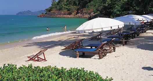 KO CHANG A felfedezésre váró földi paradicsom Az elefántról elnevezett, festői sziget belsejét vízesésekkel tűzdelt érintetlen esőerdő borítja.
