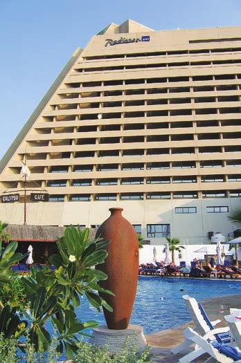 AL BUSTAN BEACH HOTEL - SHARJAH A szálloda Sharjahban, Al Khan térségben, hotelek és csodálatos tengerpart közelében található.