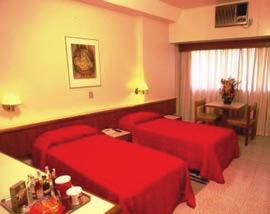 nap: érkezés Los Angeles-be európai átszállással. Továbbutazás Palm Springs-be. 2. nap: Palm Springs Joshua Tree Nemzeti Park A sivatagi városok legnagyobbikát, Palm Springset 1853-ban fedezték fel.
