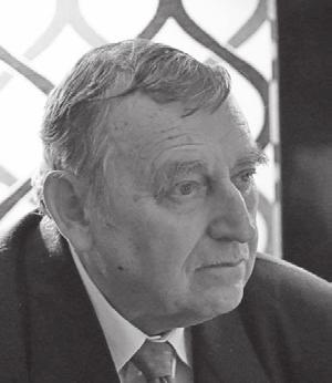 Dr. VAJDOVICH ISTVÁN c. egyetemi tanár Prof. Dr. Vajdovich István fog-és szájsebész szakorvos 1965-ben végzett a Szentgyörgyi Albert Orvostudományi Egyetem Fogorvosi Szakán.
