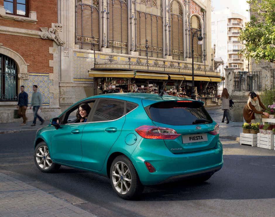 Maradjon kapcsolatban! Kezdje a napi kalandokat a Ford Fiestával!