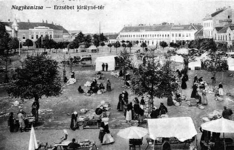 294 Kunics Zsuzsa 17. kép A tér északi része a Csoportházak bontása után az 1910-es években.