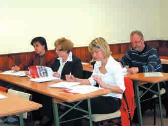 Pályázati feltételek, csatolandó dokumentumok: t a pályázó adatainak közlése (adószám, bankszámlaszám, törzsszám) t a pályázó pénzforgalmi számlaszámának közlése t az elhatározott feladat vagy a
