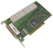 A bővítőkártyákat a PC szabad PCI-szlotjába lehet helyezni.