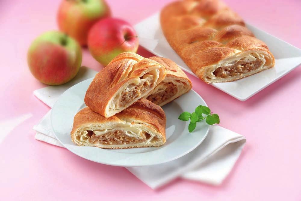 2 tepsi lesz 1 kg-ból,  Family almás Tiroli típusú