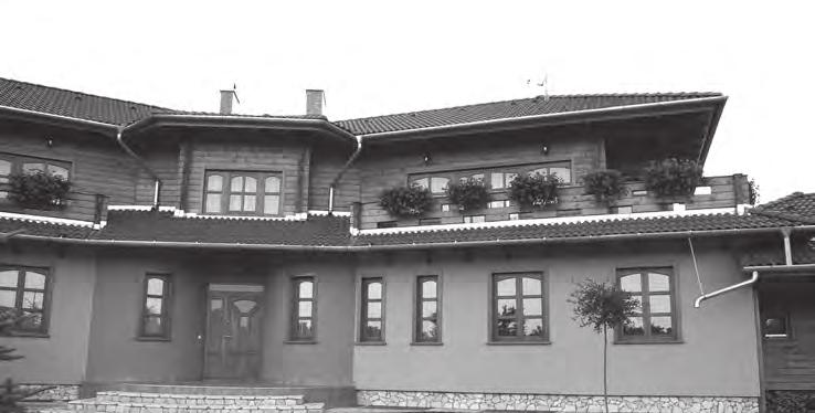 FAÁRU ÉS NYÍLÁSZÁRÓK ALIDA BEJÁRATI AJTÓ 100x210 cm. Alapanyag: hossztoldott, rétegragasztott, borovi fenyő, keményfa küszöb.