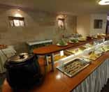 Hotel Gradina*** A 2008-ban részlegesen felújított szálloda Aranyhomok déli részén