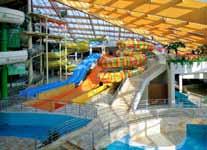 Közép-Európa legnagyobb aqua parkjával (Aquapalace Praha).