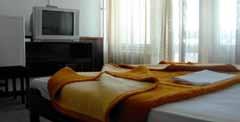 gyermek pótágyon 2-10 év között 2 felnőttel 30 % kedvezményt kap Igalo - HOTEL