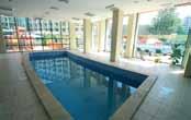 hiányt! Hotel Mena Palace**** A 2005-ben épült, 2014-ben felújított szálloda Napospart központi részén kb.