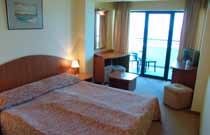 Hotel Hrizantema**** A 2004-ben épült szálloda Napospart szívében kb.