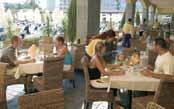 autóbérlés casino fodrászat parkolás Térítésmentes: a medence mellett a nyugágyak és