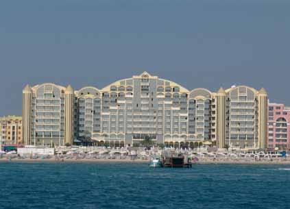 Hotel Victoria Palace**** A szálloda 2003-ban épült Napospart északi részén található, tengerparttól csak a