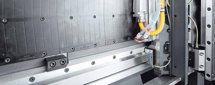 ALACSONY < 15 m/min vibráció < 0,5 m/s 2 KÖZEPES 15 m/min to 60 m/min vibráció < 1 m/s 2 MAGAS > 60 m/min vibráció < 2 m/s 2 A Klüber Lubrication speciális kenőanyagai mikromozgások mellett is