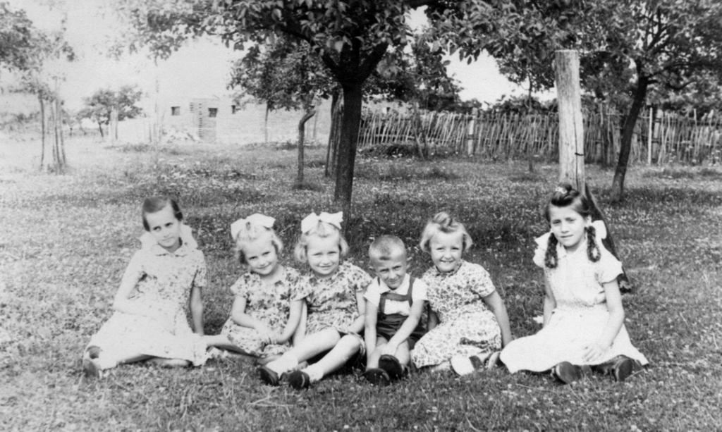 Gyerekek 1956 Németh Anna, Tóth Zsuzsanna,