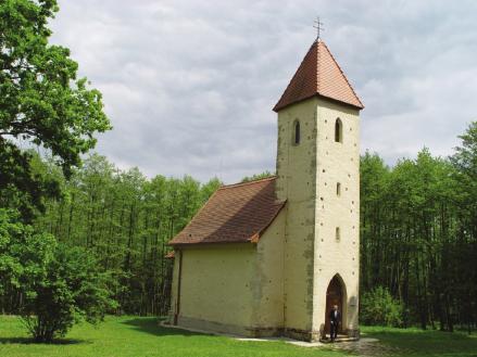 századi Árpád-kori templom,a fények temploma Felsőszenterzsébet Egész nap megtekinthetőek a szabadon tartott háziállatok a Nyakas család biofarmján, ahol kecske- tehénsajt és biozöldségek kaphatók.