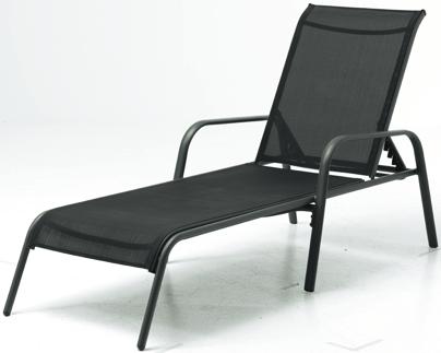 2 AKARÍT A szék fekete színben is kapható.