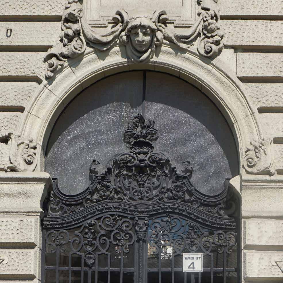 1903-ban pályázatot alapított műegyetemi építészhallgatók számára, a zsűrit eleinte rajta kívül Hauszmann Alajos és Lechner Ödön
