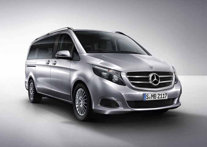 54 Külső Sport-csomag és Belső Design-csomag.