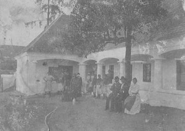 A külterületen több kulcsos ház található, mint a Napsugár-pihenő, Samassa ház, Stimecz ház.