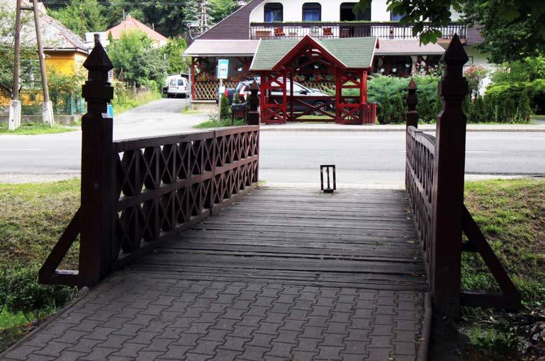 A fő alapanyag a fa, amely a Bükki Nemzeti Park mellett autentikusnak tekinthető.