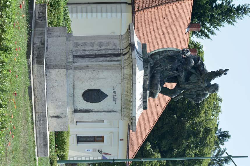 Második