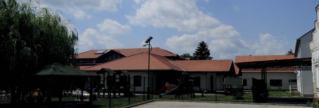 Közoktatás és szabadidős területek Közintézmények területei nem sorolhatók más karakterekhez, hiszen speciális igényeket elégítenek ki.
