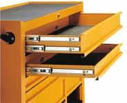 313x410x153 mm A fiókok alját habosított gumilap borítja Statikus terhelhetőség: 1200 kg 4 kerék Ø 125 mm 2 fix és