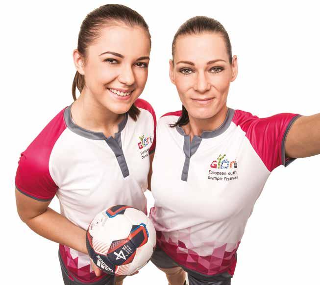 KÉZILABDA KÉZILABDA/HANDBALL Pál Tamara, iskolai világbajnok/ high school world champion Nagyon nagy megtiszteltetés, hogy a sportágamat nagykövetként én támogatom.